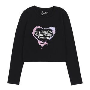 Taylor Swift • M • Black Long Sleeve Cropped Tee • LOVER Heart Design